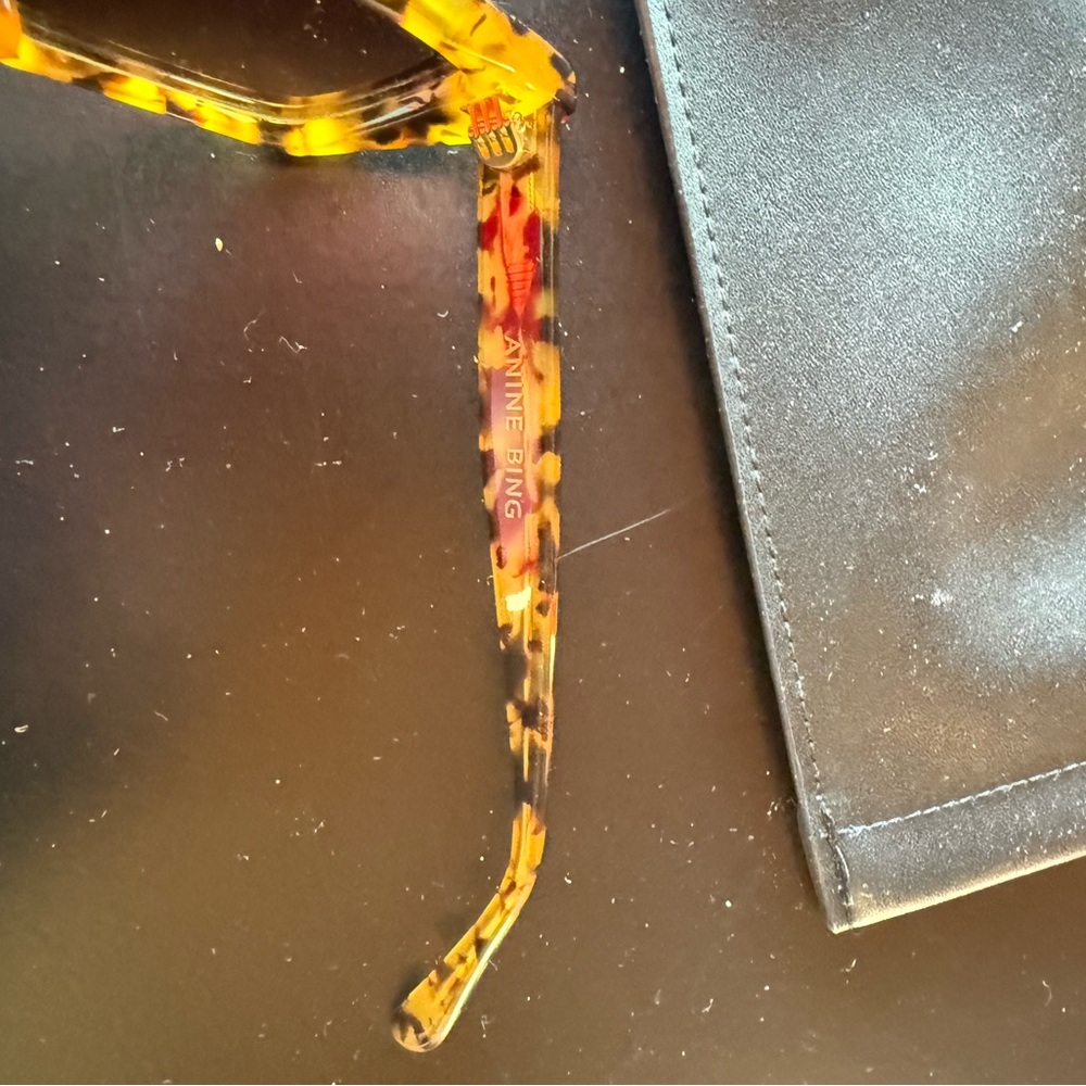 Anine bing sunglasses - perfect condition - Picture 4 of 4